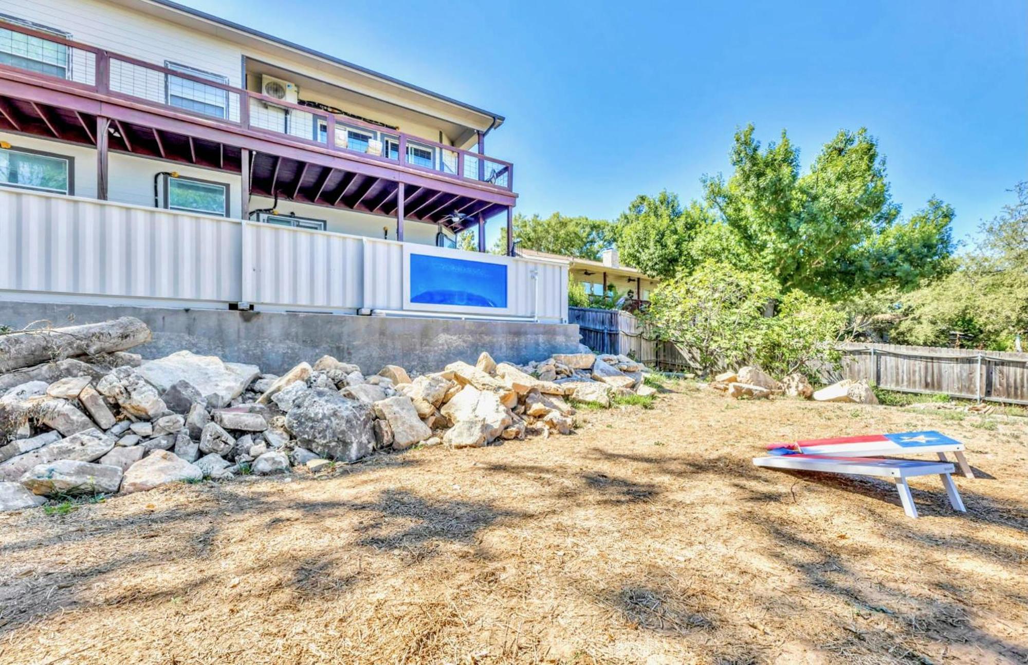 Holiday home Upstay - Getaway - Pool & Hot Tub & Games