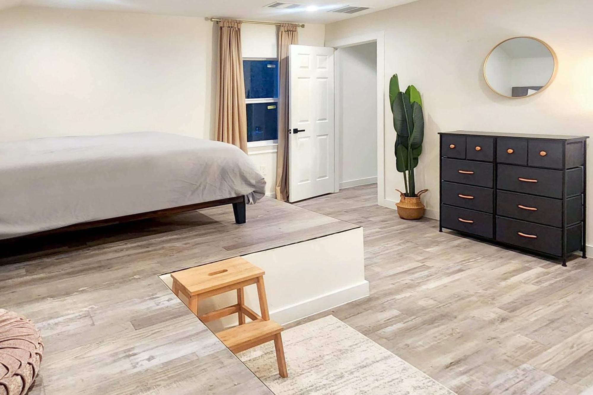 Holiday home Upstay - Getaway - Pool & Hot Tub & Games *